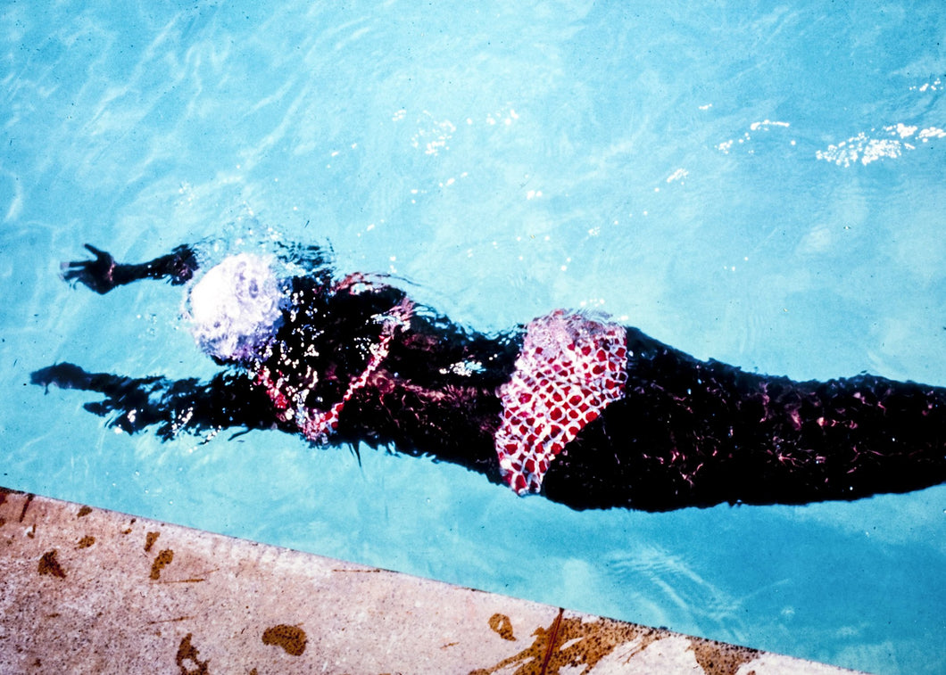 Grok Photography – Jane Doe Under Water